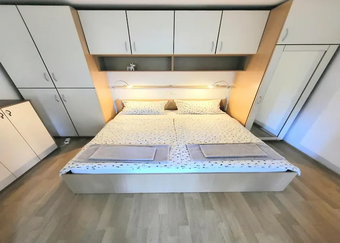 Green Terrace Apartment I